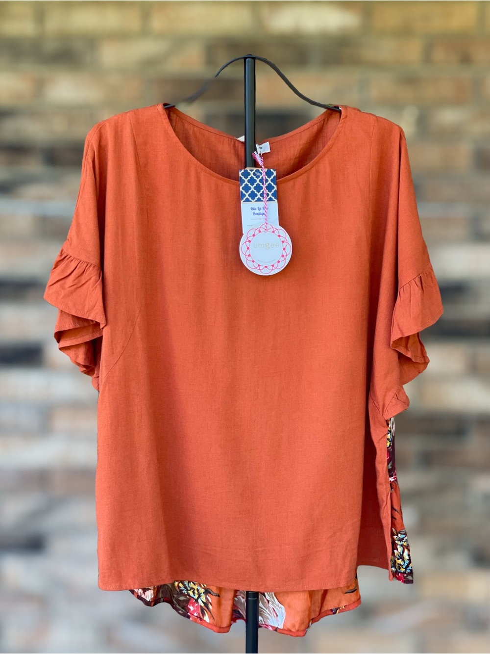 NWT Umgee Large Rust Orange Linen Blend Floral Ruffle Sleeve Blouse